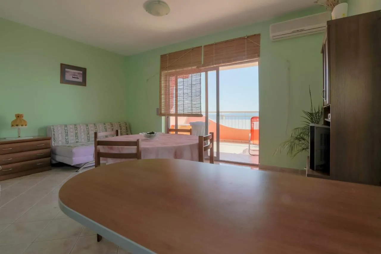 Apartmani Rino Dramalj 0*,